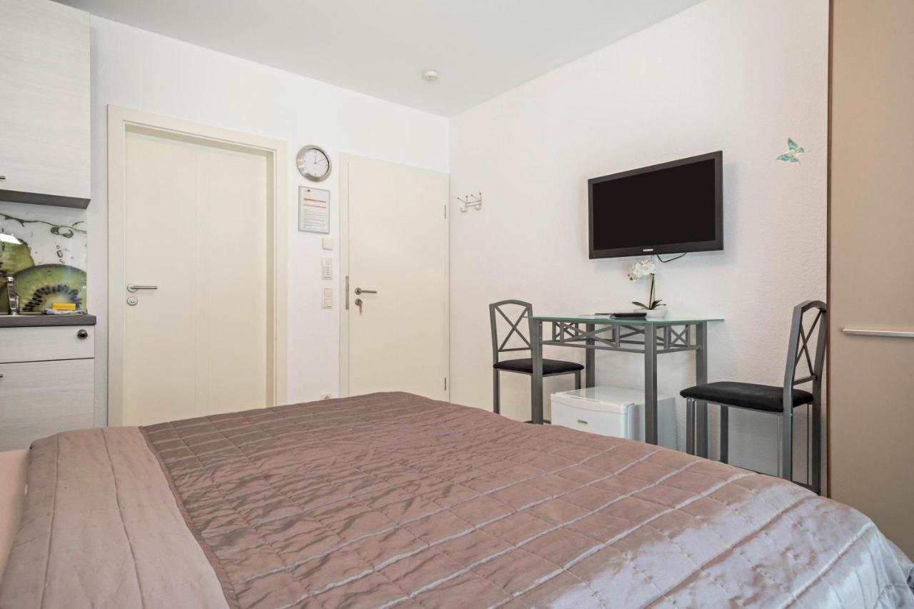 Apartment Mit Kaffeekueche Fuer Zwei Meersburg Buitenkant foto
