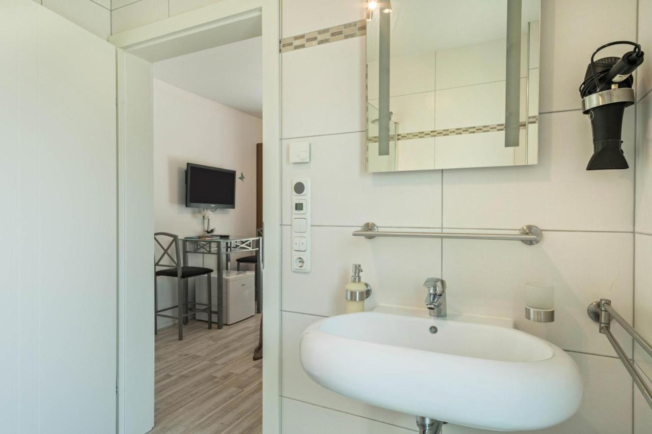 Apartment Mit Kaffeekueche Fuer Zwei Meersburg Buitenkant foto